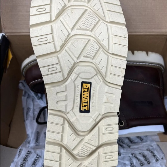 DEWALT Men's Canton 6'' Work Boots - Steel Toe - Walnut Pitstop Size 10.5(W) - Picture 4 of 12